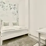 Apartamento Standard By Hi5- Csengery Street Budapest